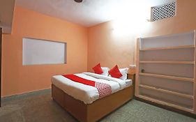Oyo 39645 Maheshwari Residency